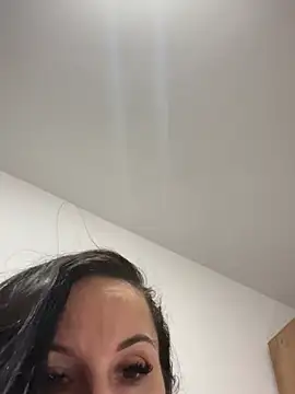 Pokazy przed kamerką – Playful_Amanda