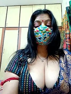 Ratna-777のライブXXXチャット