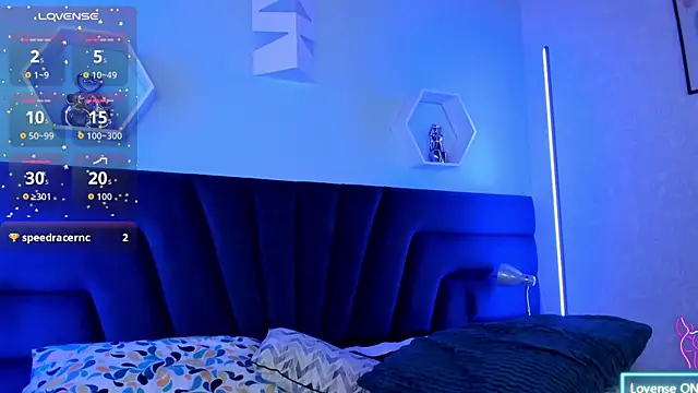 alice_kingsley_'s Live XXX Chat