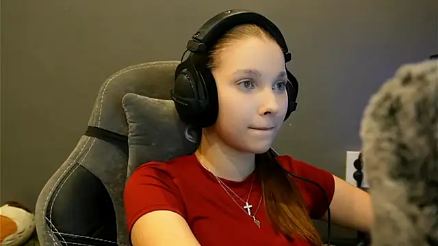 SoftixqのライブXXXチャット