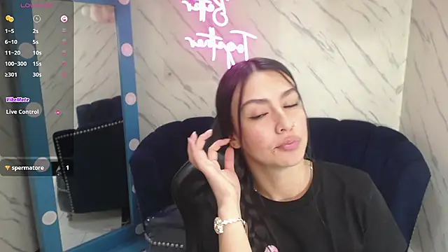 Maleja_v_'s Live XXX Chat