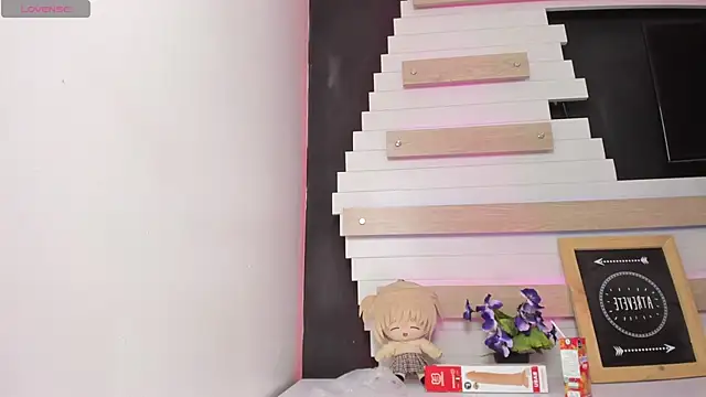 scartleth_'s Live XXX Chat