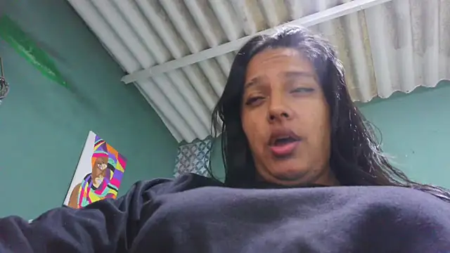 almaswan1's Live XXX Chat