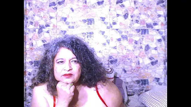 indianstar75's Live XXX Chat