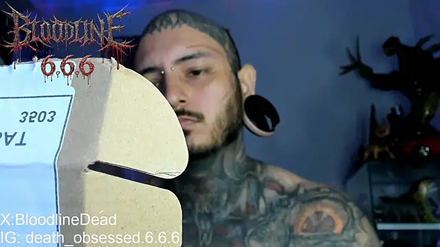 Chatroom XXX en direct de DEATHINK666XX