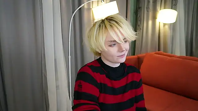 KellyKik's Live XXX Chat