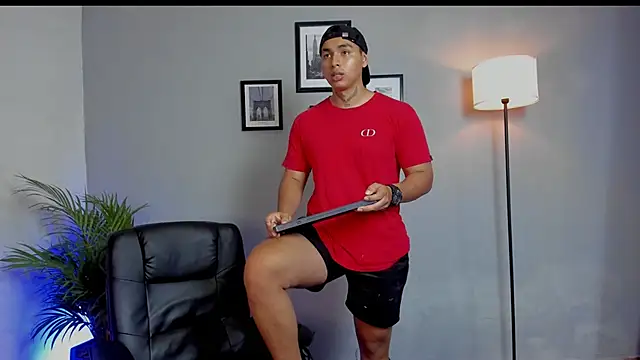 Pokazy przed kamerką – ronnie_crafored