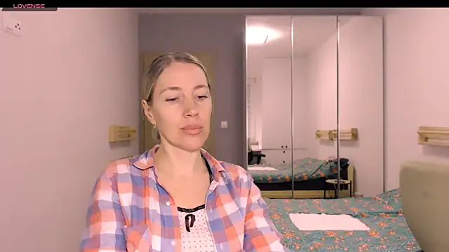 Javelinka 라이브 XXX 채팅