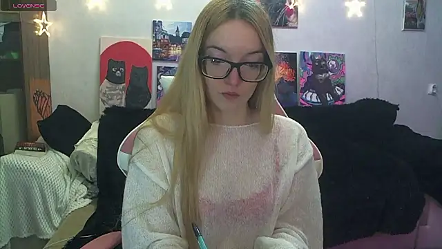 SecretSophia's Live XXX Chat