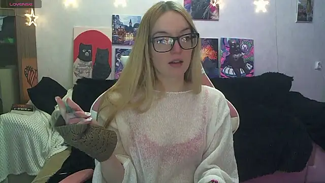 SecretSophia's Live XXX Chat