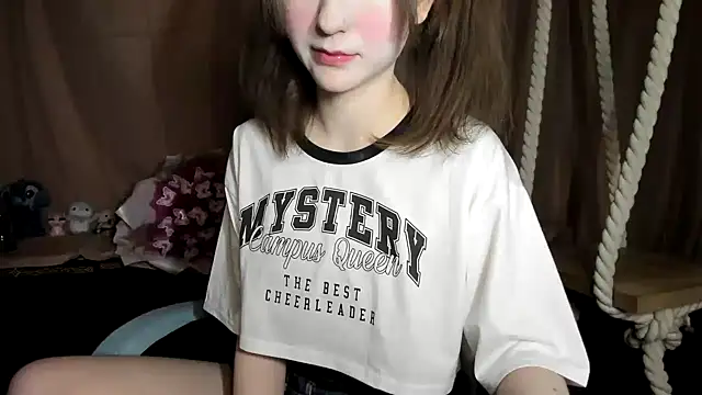 Yoonhee_ki's Live XXX Chat