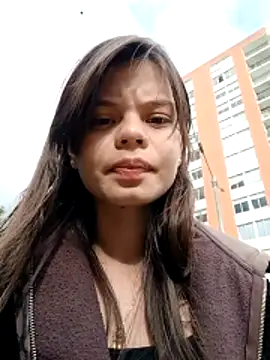 _Isabella-7's Live XXX Chat