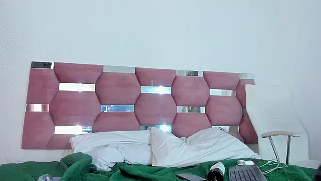 bonniie_blue: онлайн-секс-чат