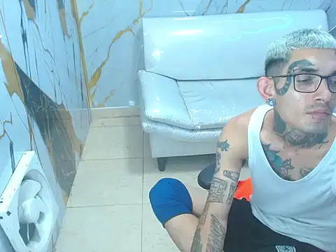 Boy_tatto77 웹캠 쇼