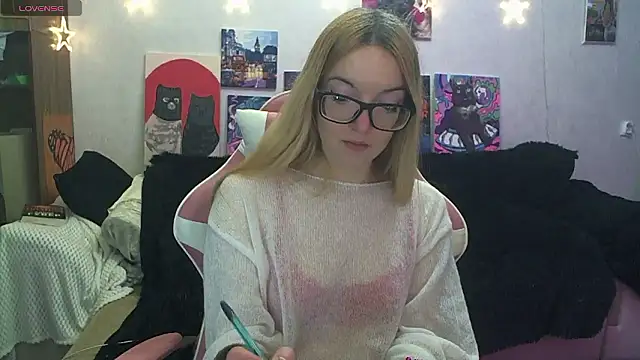 SecretSophia's Live XXX Chat