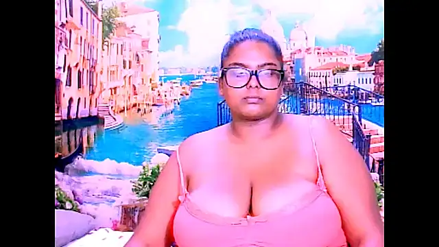 Indianfairy99's Live XXX Chat