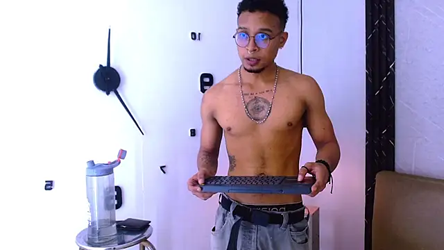 Jayden_Morrisのウェブカメラショー