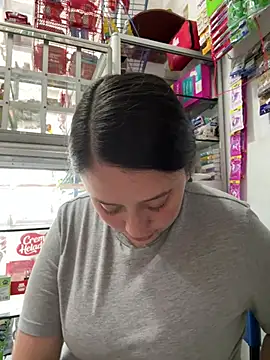 IAM_VALERIのライブXXXチャット