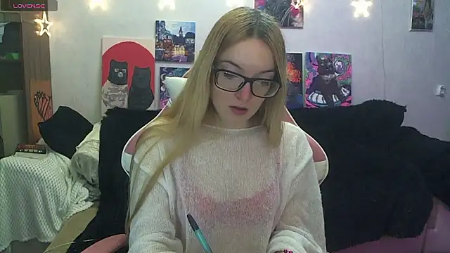 SecretSophia's Live XXX Chat