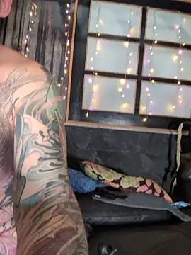 Chatroom XXX en direct de DarkDea