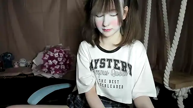 Yoonhee_kiのライブXXXチャット