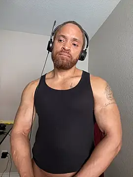 Chatroom XXX en direct de Fathero1time