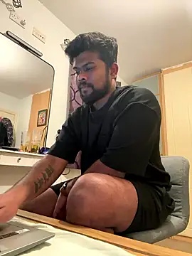 Chatroom XXX en direct de YOURCRAZYDADDY