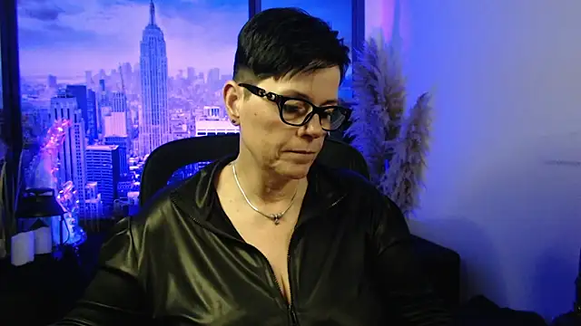 ninarandmannのライブXXXチャット