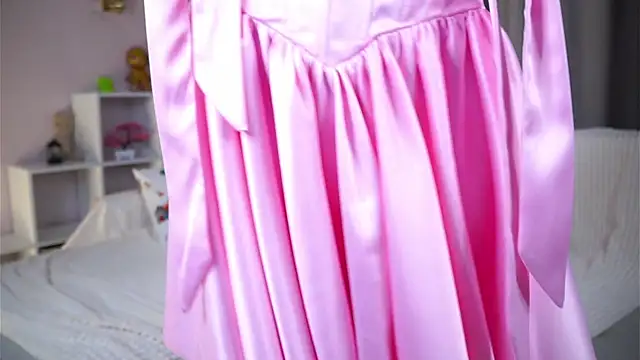 SunnivaCovilのライブXXXチャット