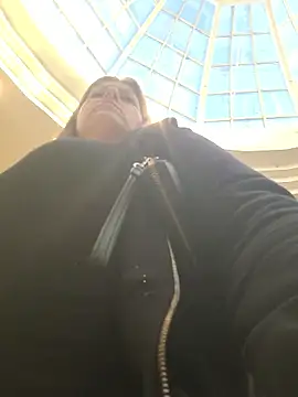 NikkiBlisss Show in webcam