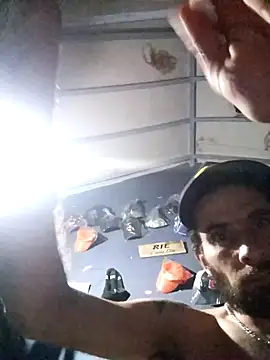 hairy_mannn's Live XXX Chat