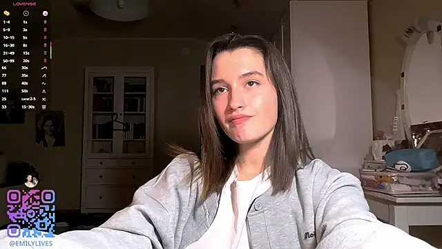 DarlineBrustera's Live XXX Chat