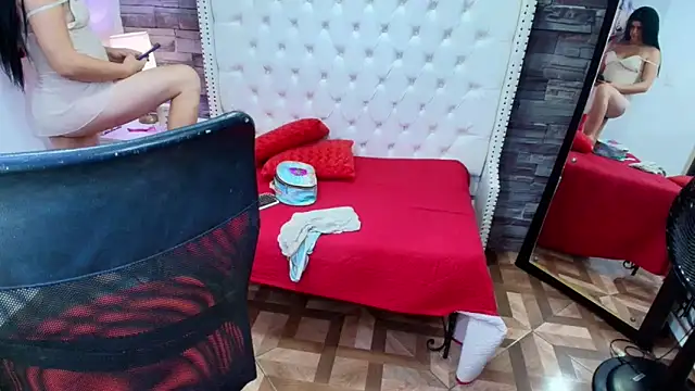 Show de TRINY_TS na webcam