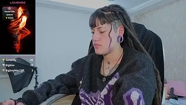 Chat +18 de _sharlotte777 ao vivo