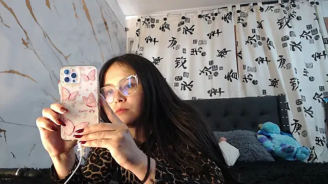 amberbakeeのライブXXXチャット