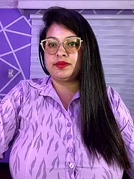 MiiaaJonessのライブXXXチャット