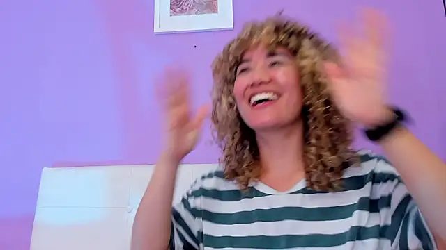 Charlotte11-11のライブXXXチャット