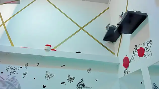 charlotte-11's Live XXX Chat