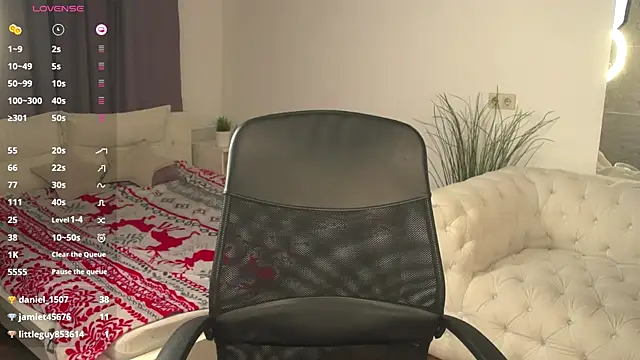 Chat +18 de kitten_murray_ ao vivo