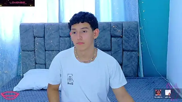 Chatroom XXX en direct de FelipeGonzalezz