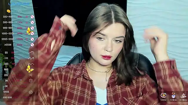 LanaTreades' Live XXX Chat