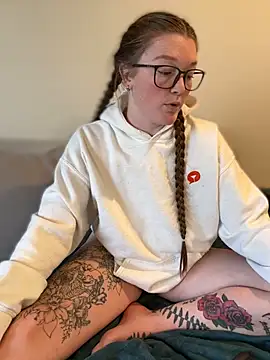 PussiesnCream_ Chat XXX in diretta