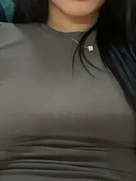 XXX chat uživo modela Bella_babei01