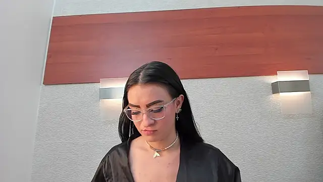 XXX chat uživo modela charlotte_colee