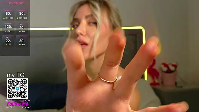 XXX chat uživo modela Hakuuna_Matata