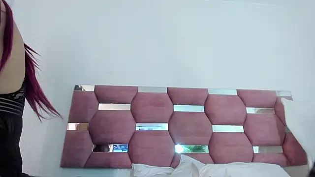 Chat +18 de bonniie_blue ao vivo