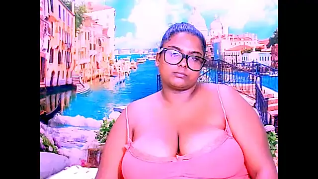 XXX chat uživo modela Indianfairy99