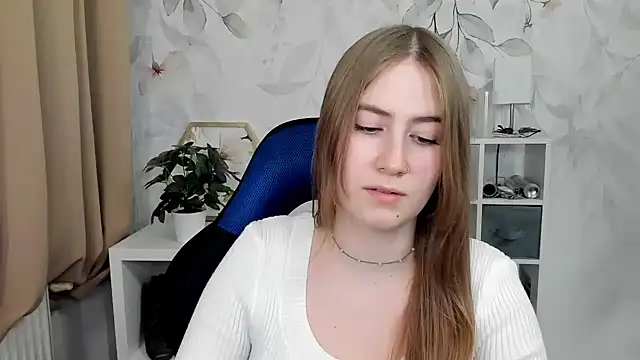 XXX chat uživo modela candy_Megan