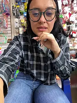 Rouse_07 Adlı Modelin Web Kamerası Şovu