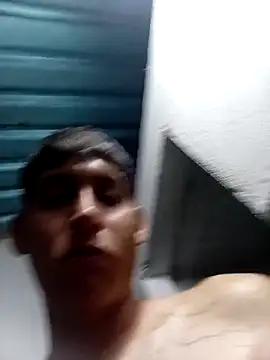 Show modela Luisneljc na web-kameri